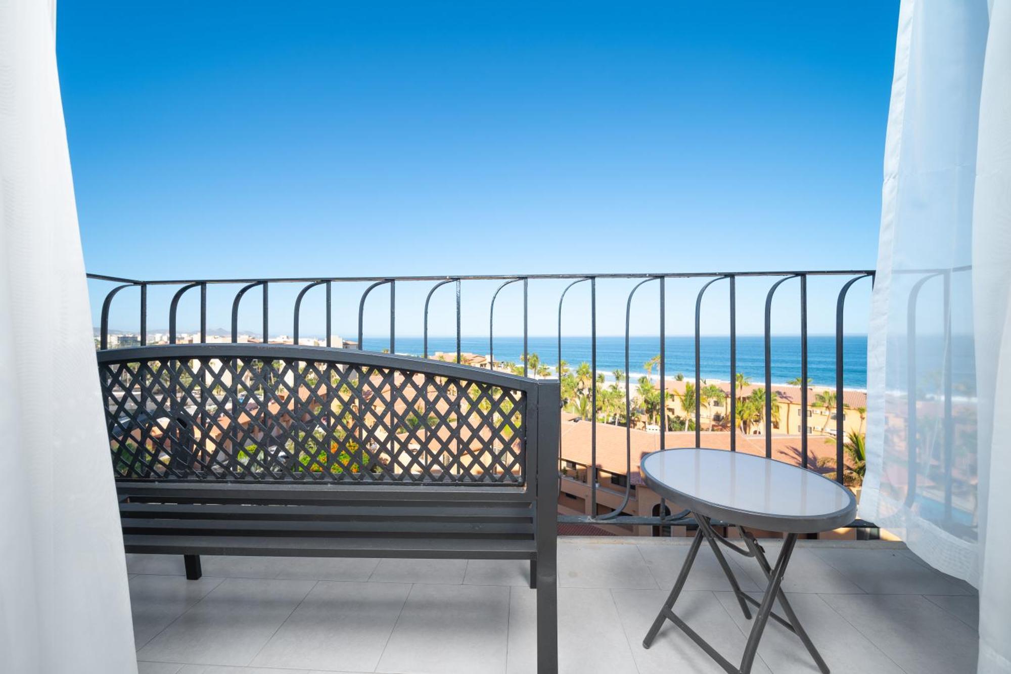 Resort Krystal Grand Cabos 5*